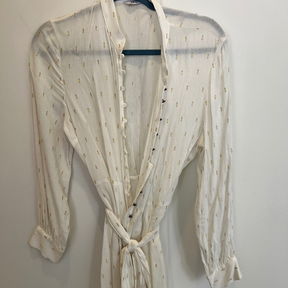 Zara cream colored mini dress, Size M
